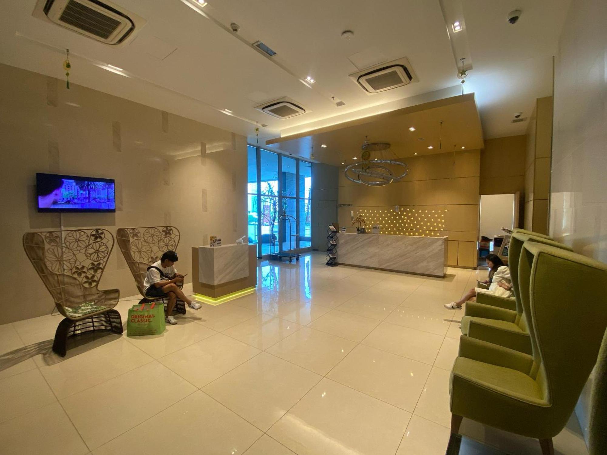 Skyfloat Infinity Hostel Kuala Lumpur Buitenkant foto
